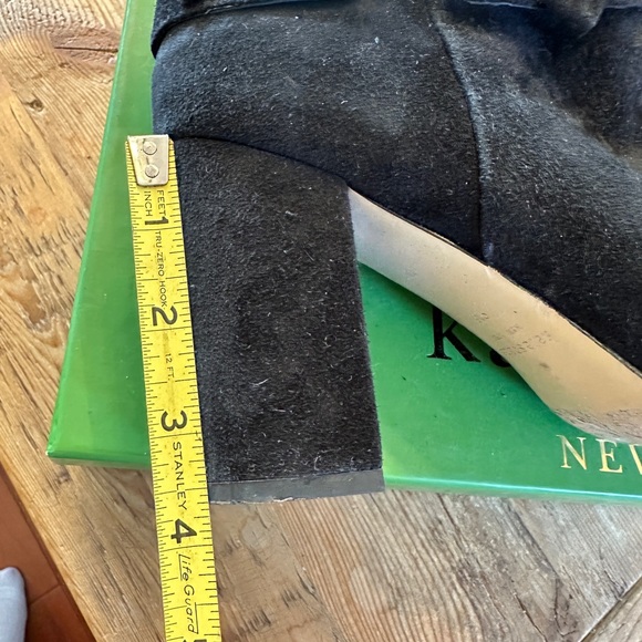 Authentic Kate Spade size 9 black suede boots - Picture 2 of 6